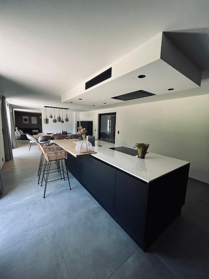 Villa De Charme Chez Malika & Max มัลเมอดี ภายนอก รูปภาพ